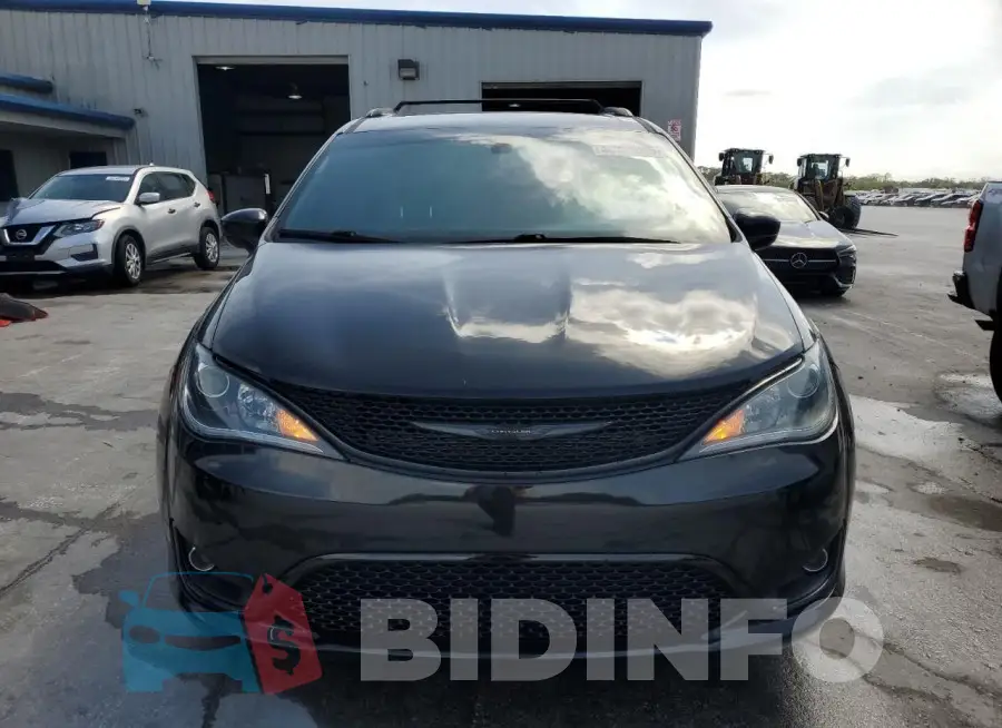 2C4RC1EG4LR193242 Photo# 5