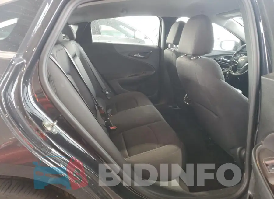 1G1ZD5ST5NF111236 Photo# 10