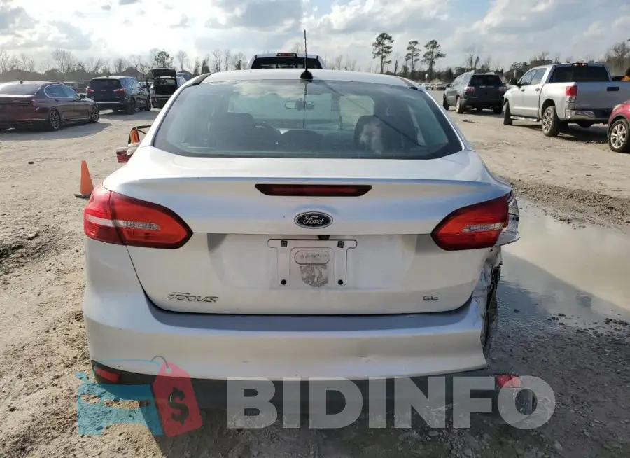 1FADP3F2XJL259432 Photo# 6