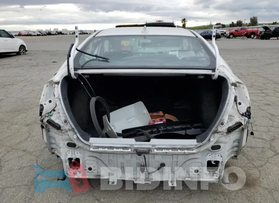 19XFC1F30HE213302 Photo# 6