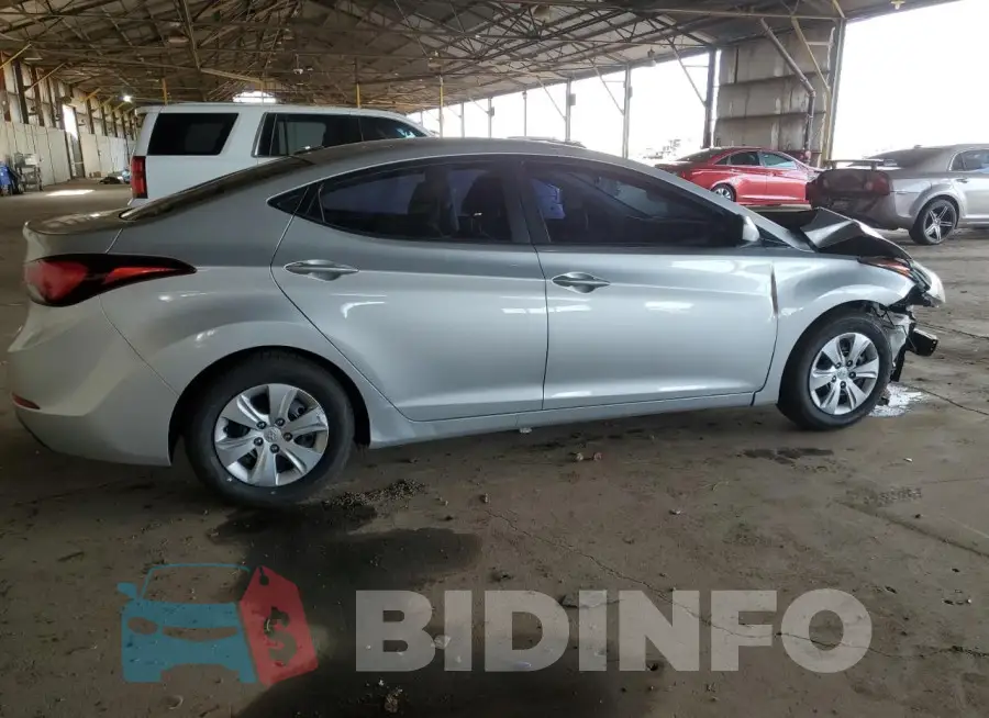 5NPDH4AE8GH682196 Photo# 3