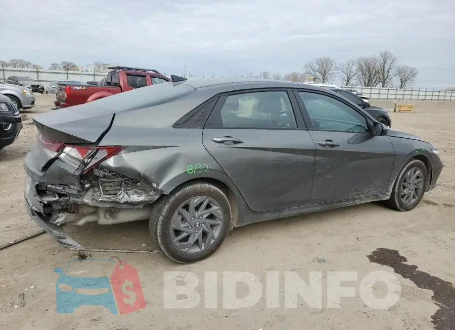 KMHLM4DG4RU727871 Photo# 3