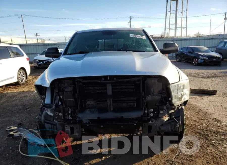 1C6RR7LT5KS561367 Photo# 5