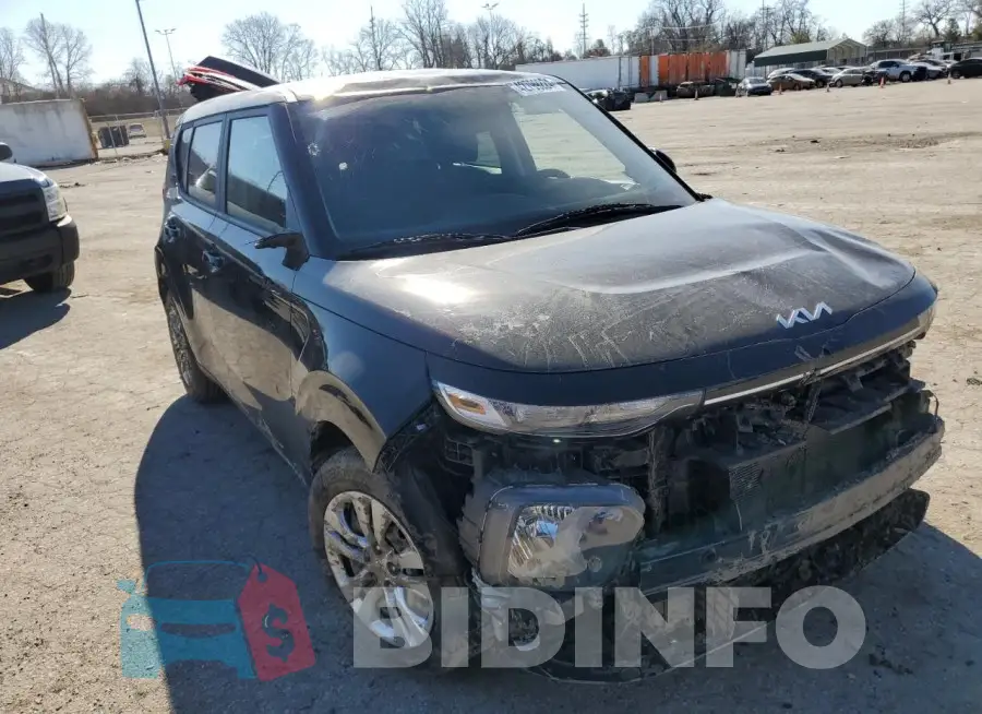 KNDJ23AU4N7154727 Photo# 4