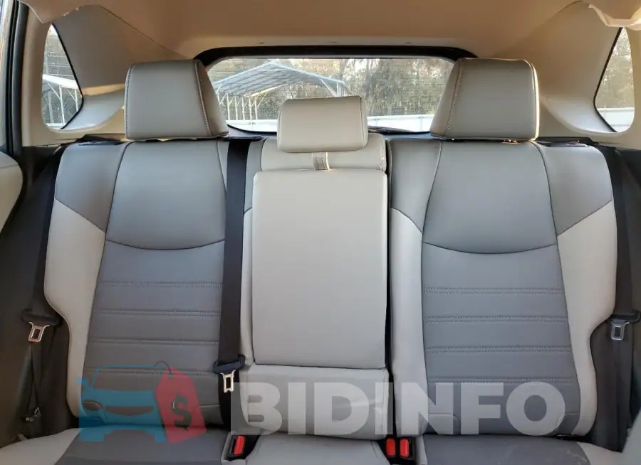 2T3C1RFV8PC246027 Photo# 10