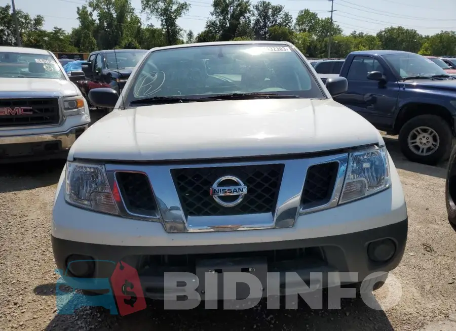 1N6BD0CT4JN710653 Photo# 5