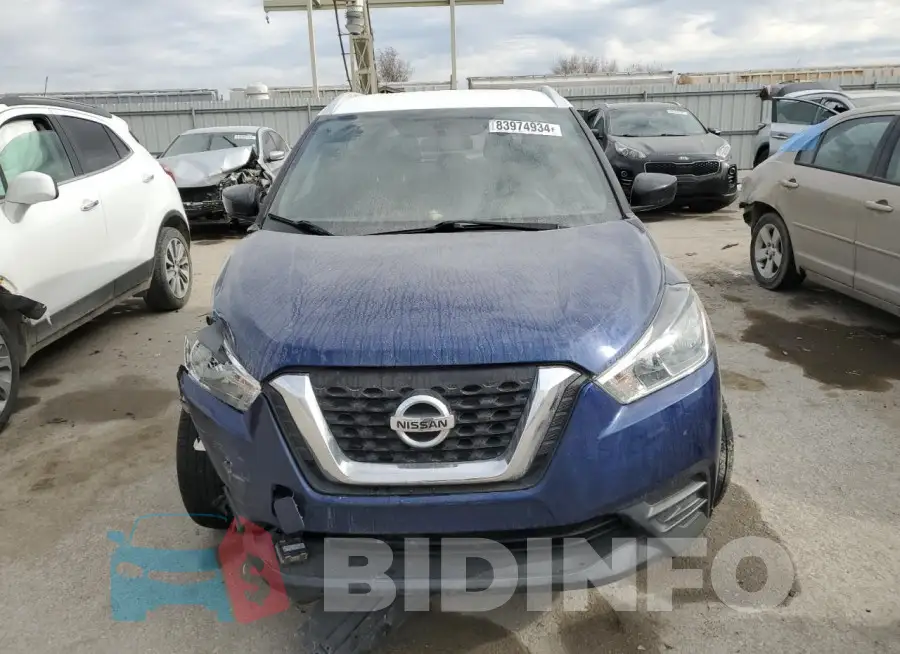 3N1CP5CU9JL511928 Photo# 5