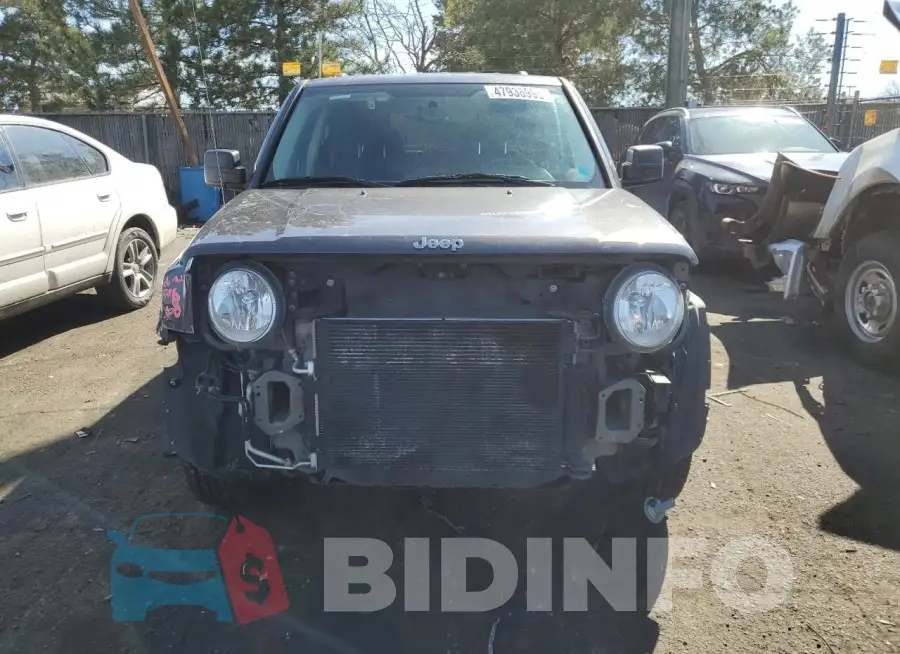 1C4NJRBB1HD104524 Photo# 5