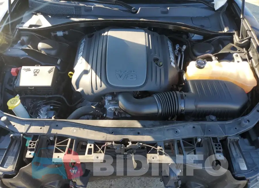 2C3CDXCT3KH757137 Photo# 11