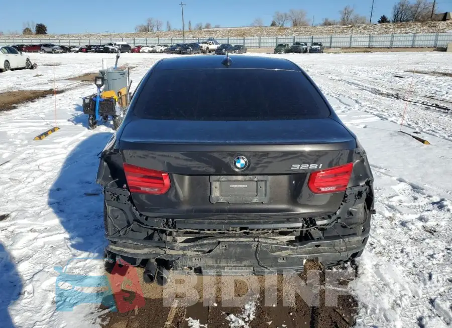 WBA8E9G5XGNU27867 Photo# 6