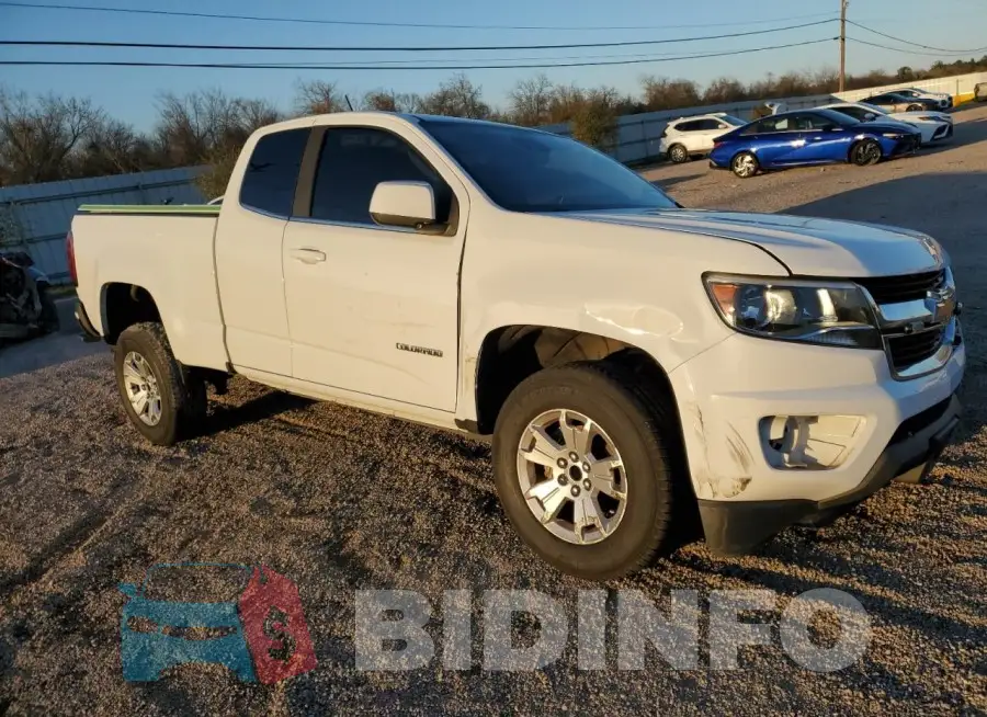 1GCHSCEA7L1174758 Photo# 4