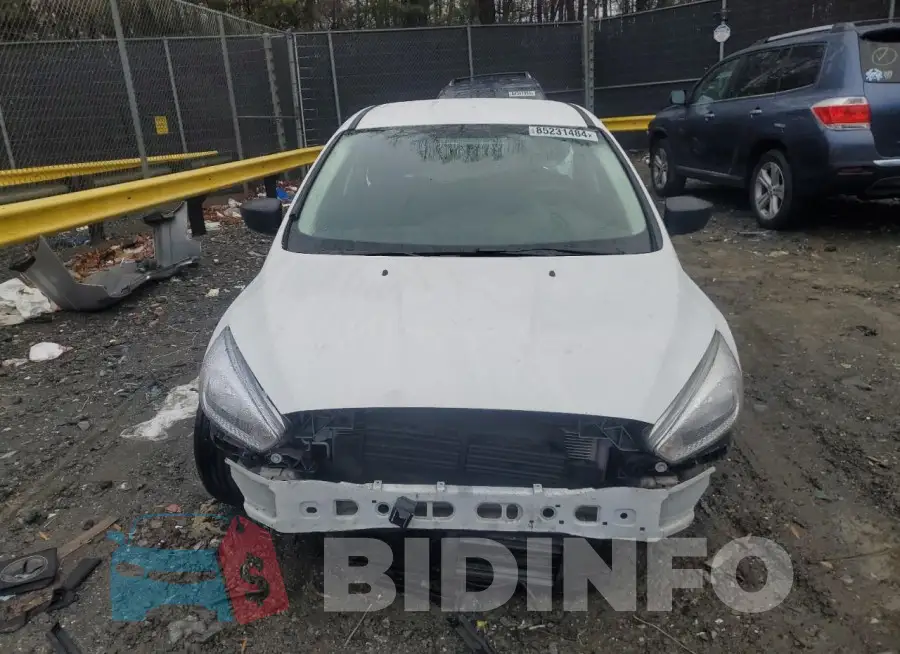 1FADP3E26JL266329 Photo# 5