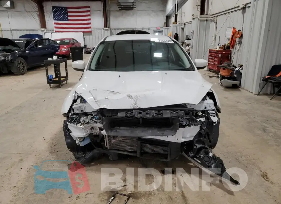 1FADP3K2XJL330022 Photo# 5