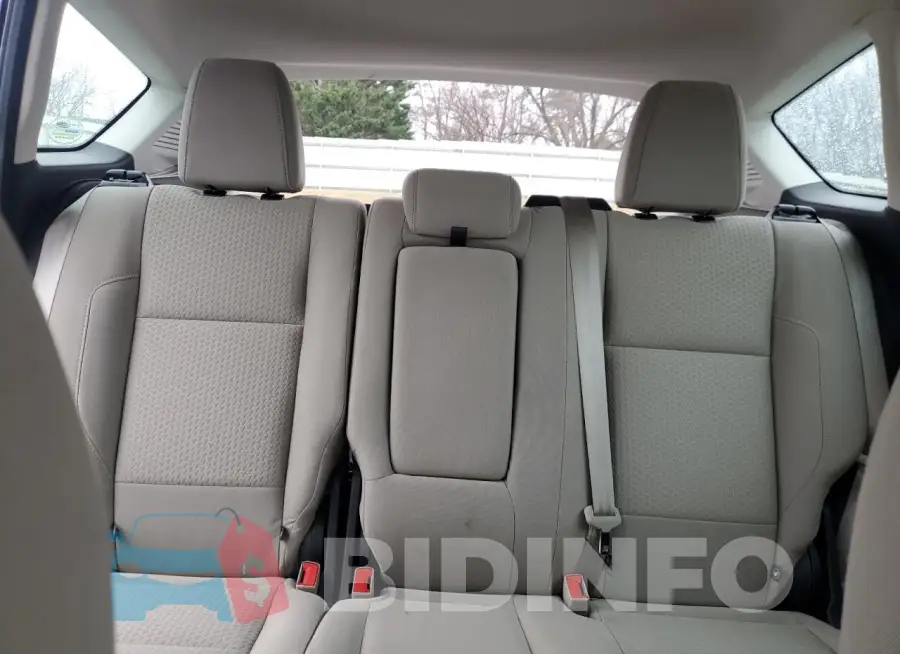 1FADP5AU2HL107594 Photo# 10