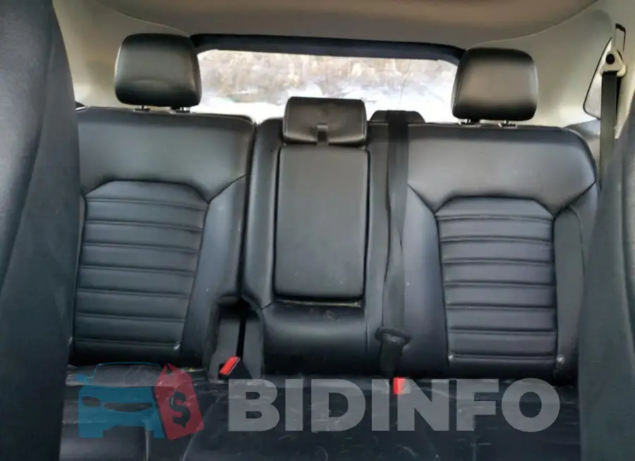 2FMPK4J94PBA11083 Photo# 10