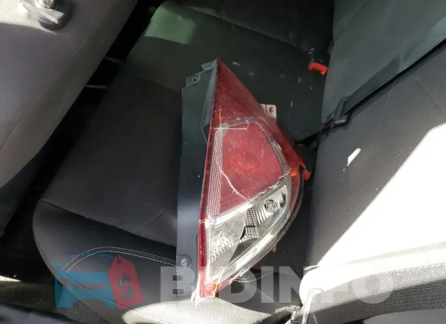 3FADP4EEXGM107014 Photo# 12