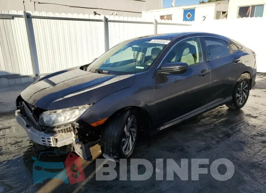 19XFC2F56JE029754 Photo# 1