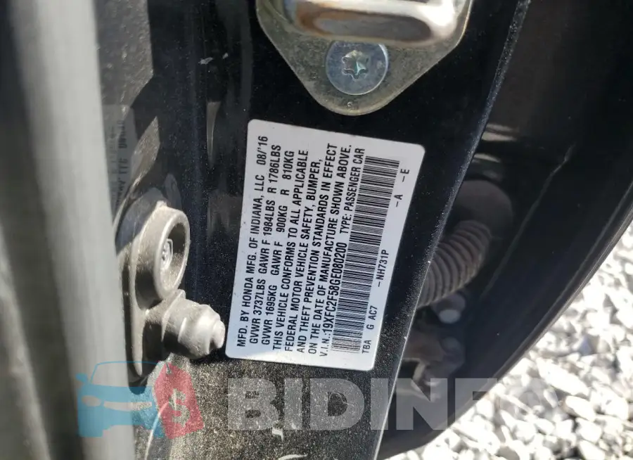 19XFC2F58GE080200 Photo# 12