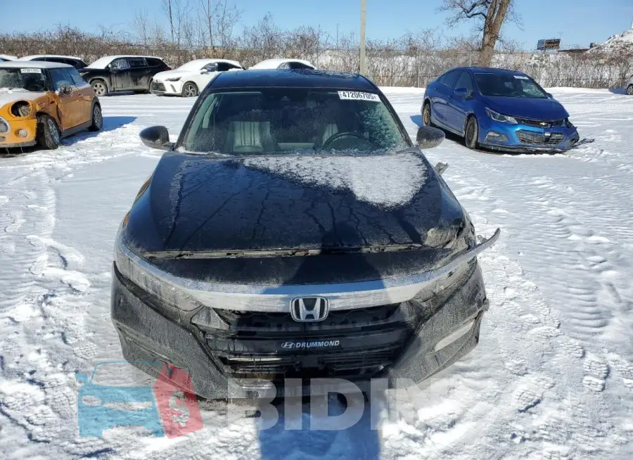 1HGCV1F91JA801818 Photo# 5