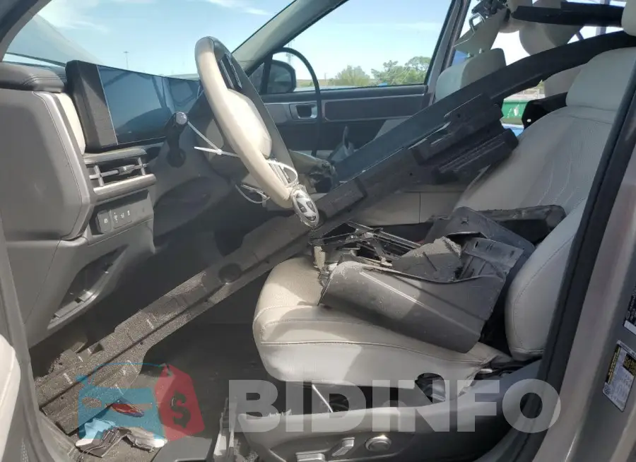 5NMP24GL5RH028437 Photo# 7