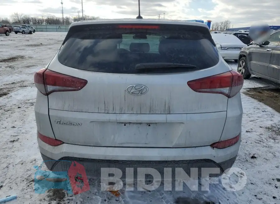 KM8J23A48HU484744 Photo# 6