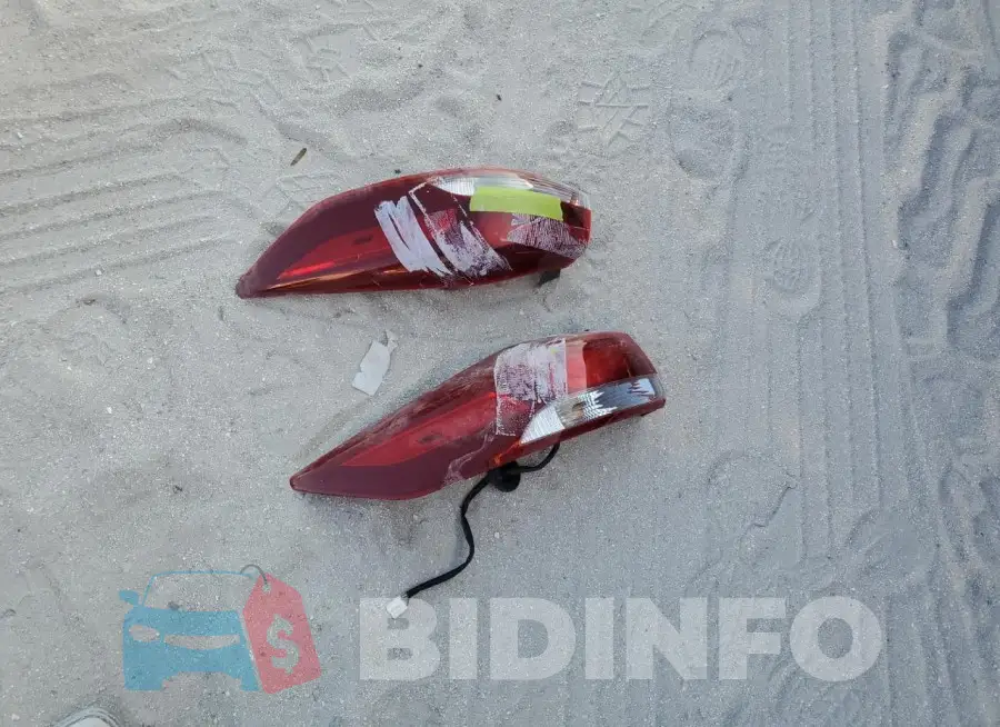 KMHD84LF4JU614671 Photo# 12