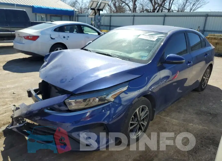 3KPF24AD8PE678011 Photo# 1
