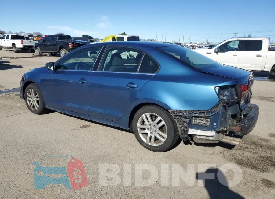 3VW2B7AJ2HM345457 Photo# 2