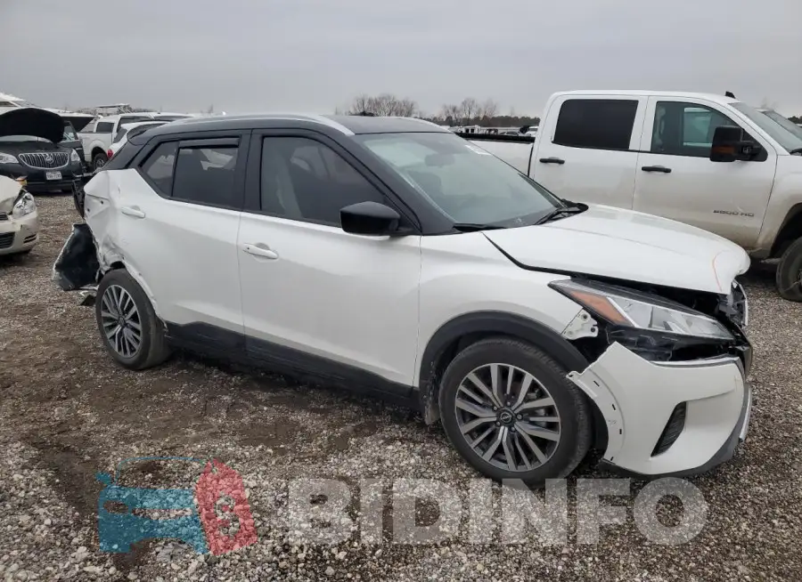 3N1CP5CV4RL473867 Photo# 4