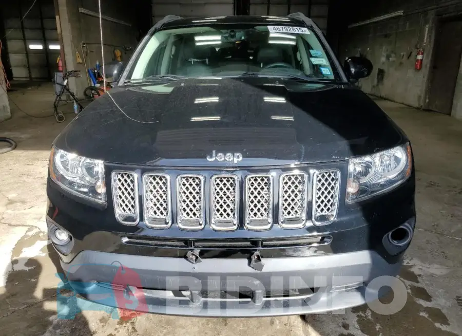 1C4NJDEB4HD113183 Photo# 5