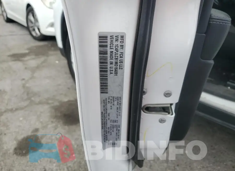 1C4PJLCB1MD164091 Photo# 13