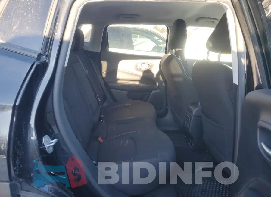 3C4NJDAB7LT210032 Photo# 11