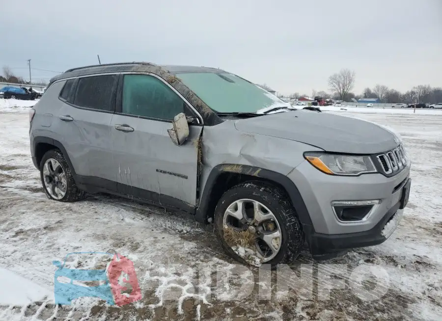 3C4NJDCB2LT116962 Photo# 4