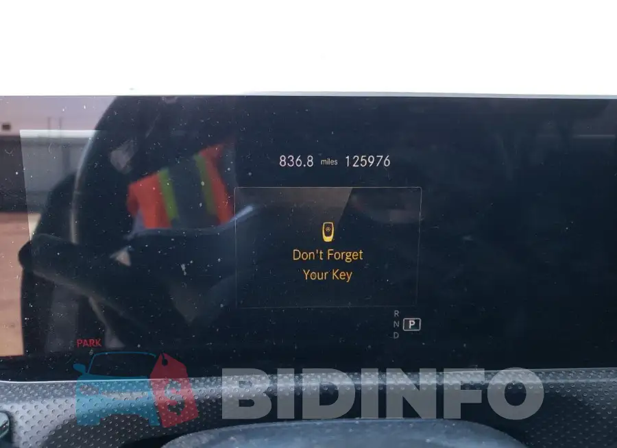 WDD3G4EB3KW002275 Photo# 9