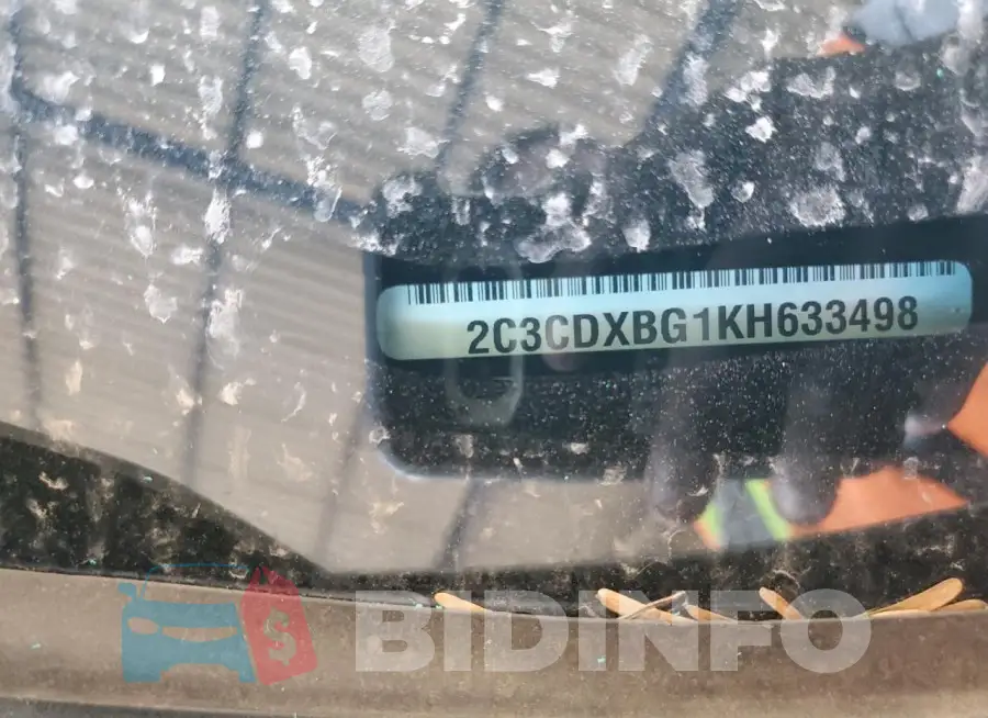 2C3CDXBG1KH633498 Photo# 12