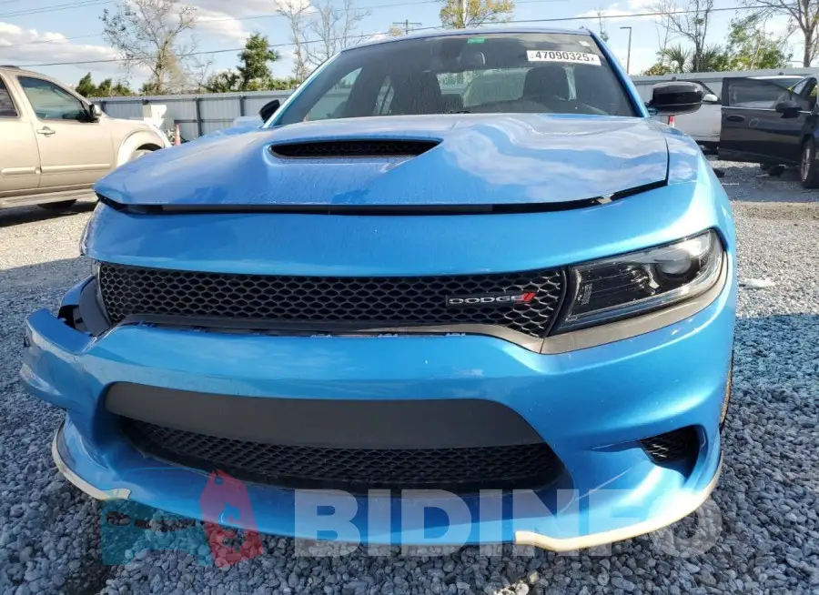 2C3CDXCT3PH699733 Photo# 5
