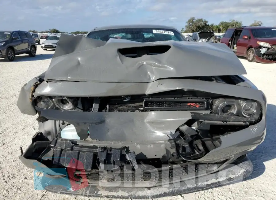 2C3CDZBT9PH611054 Photo# 5