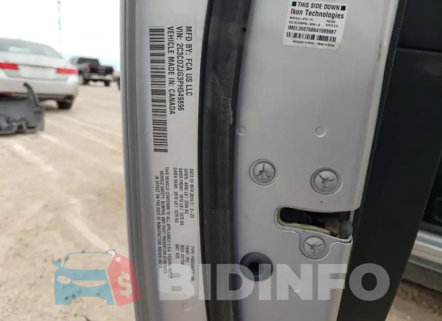 2C3CDZJG3PH549896 Photo# 13