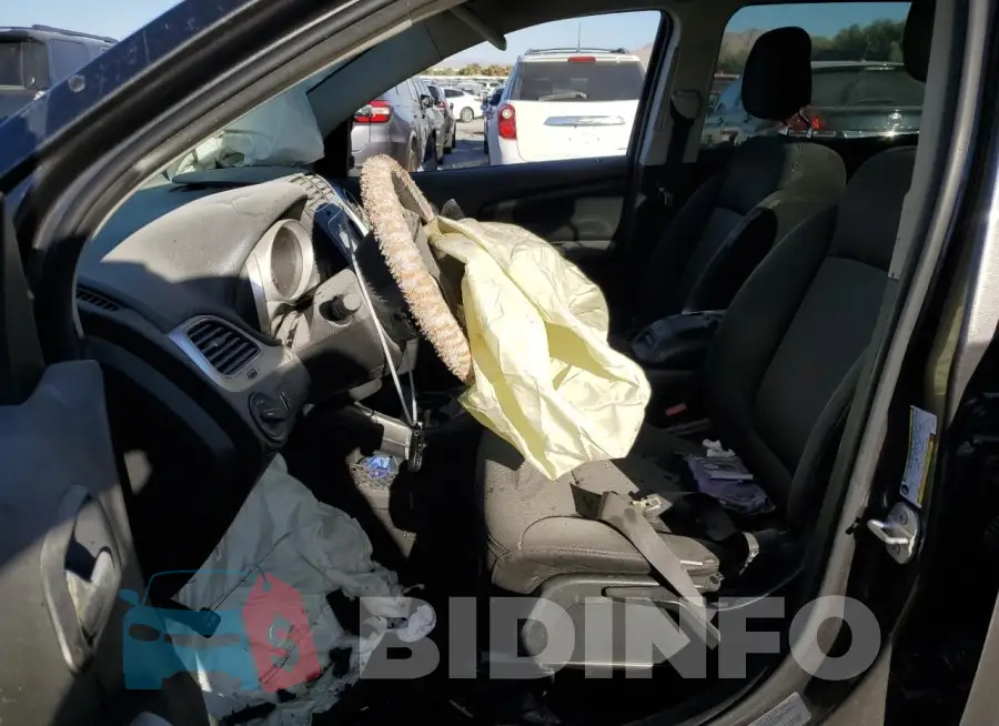 3C4PDCAB6GT245581 Photo# 7