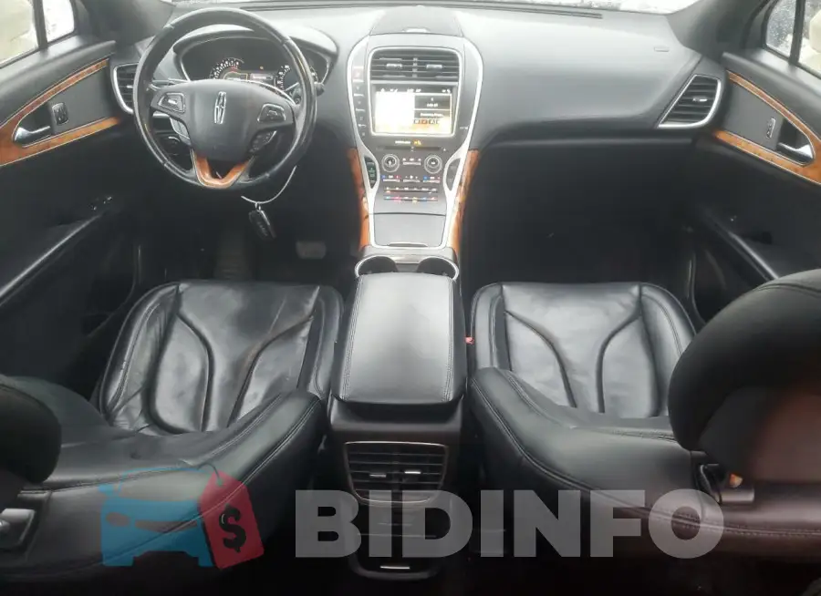 2LMPJ8LR5JBL18233 Photo# 8