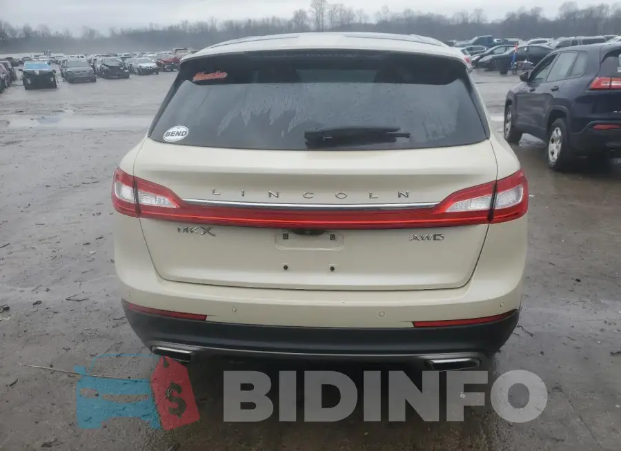 2LMPJ8LR5JBL18233 Photo# 6