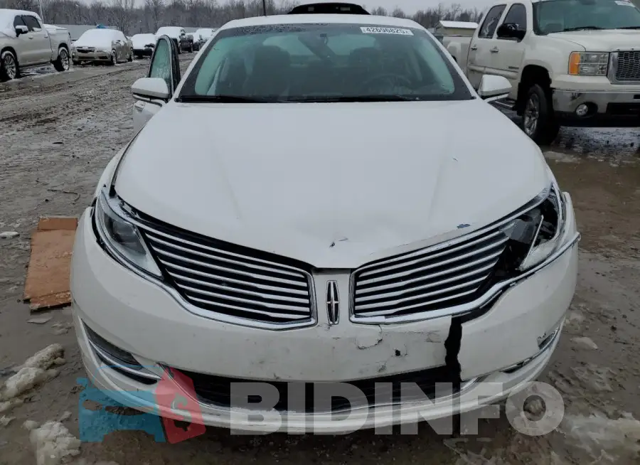 3LN6L2J9XGR615672 Photo# 5