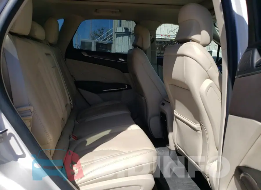 5LMCJ3D97KUL15967 Photo# 11