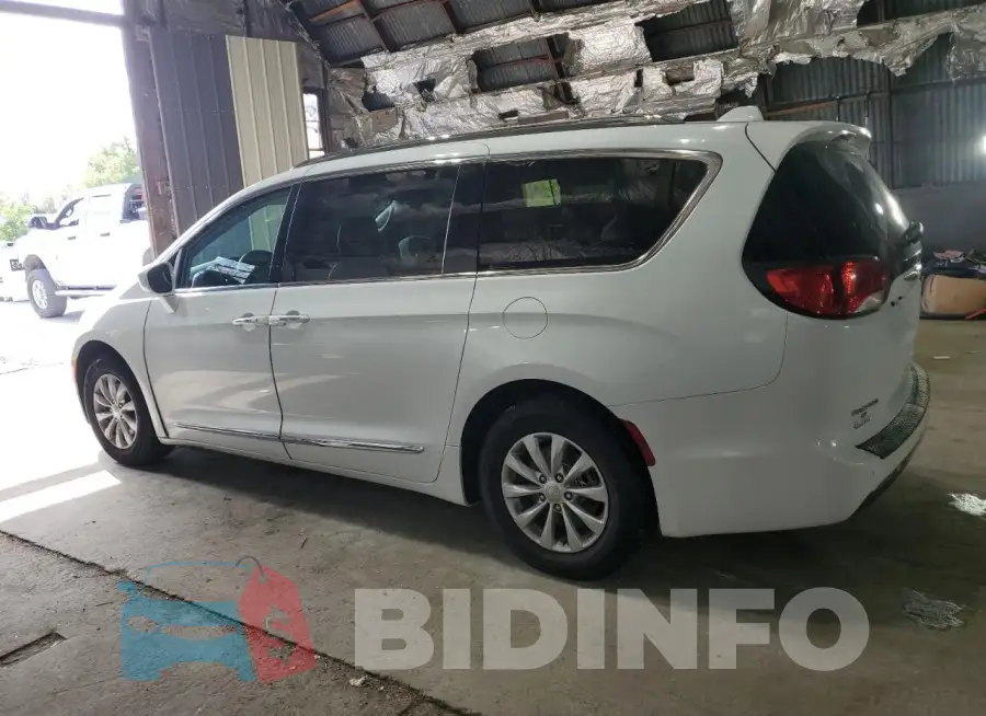 2C4RC1BG9JR186157 Photo# 2