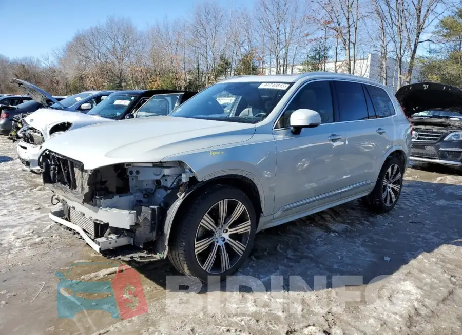 YV4A22PL9M1721926 Photo# 1