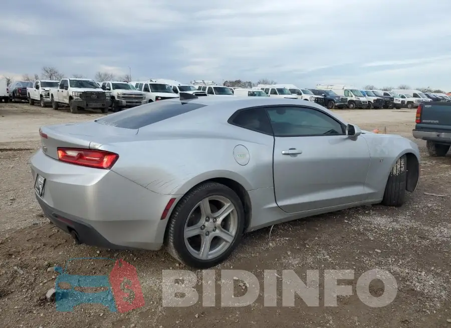 1G1FB1RX2J0123724 Photo# 3