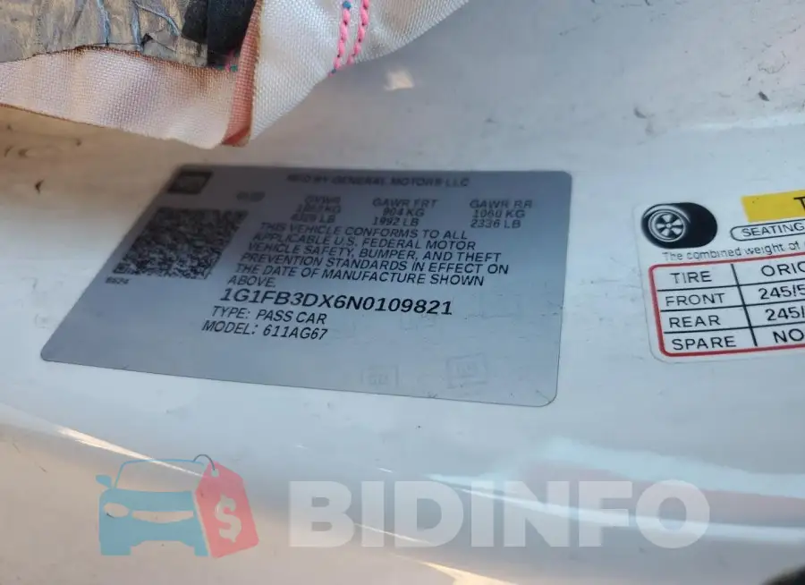 1G1FB3DX6N0109821 Photo# 12