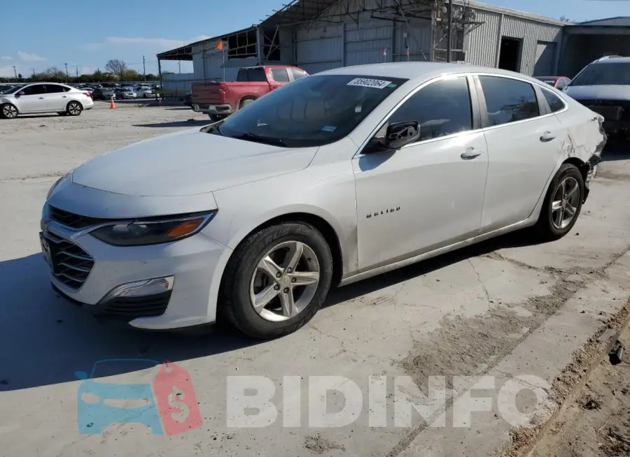 1G1ZB5ST3LF048544 Photo# 1