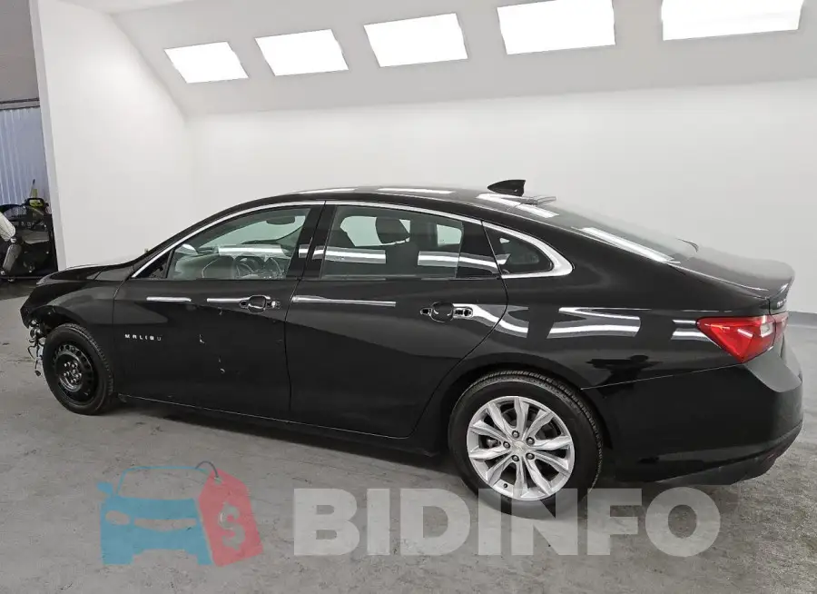 1G1ZD5ST1PF186311 Photo# 2