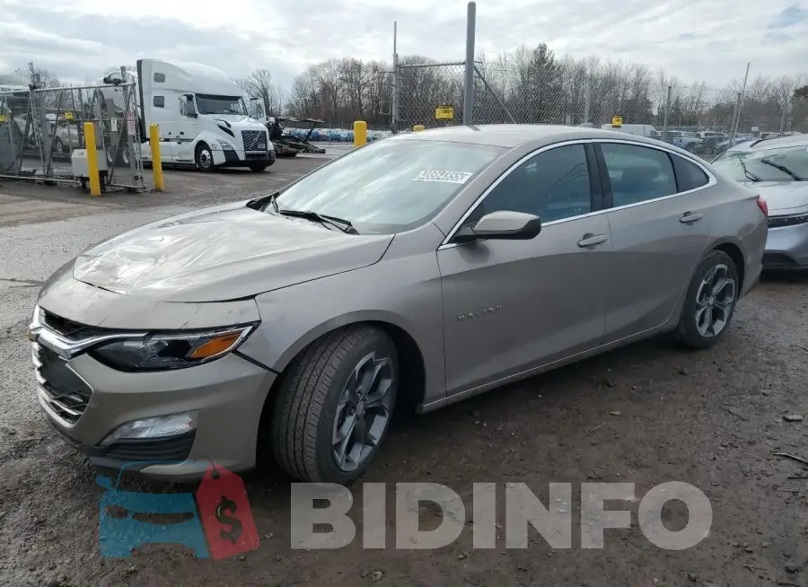 1G1ZD5ST3PF135506 Photo# 1